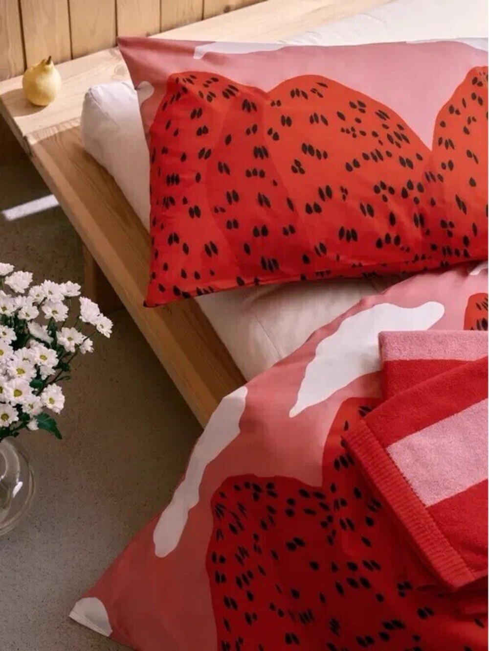 Marimekko Strawberry throw pillows 20x20 New
